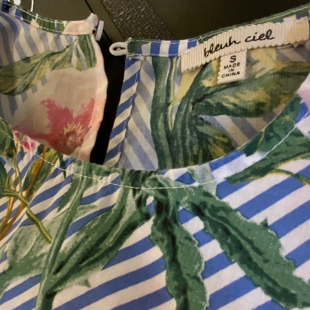 Floral top